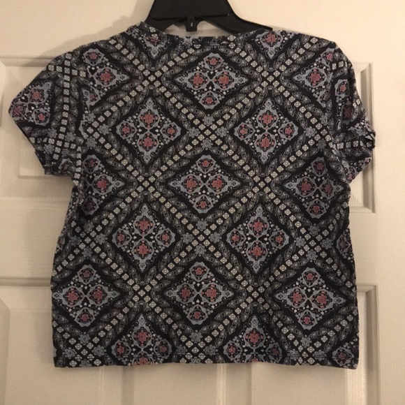 printed crop top - Picture 3 of 3